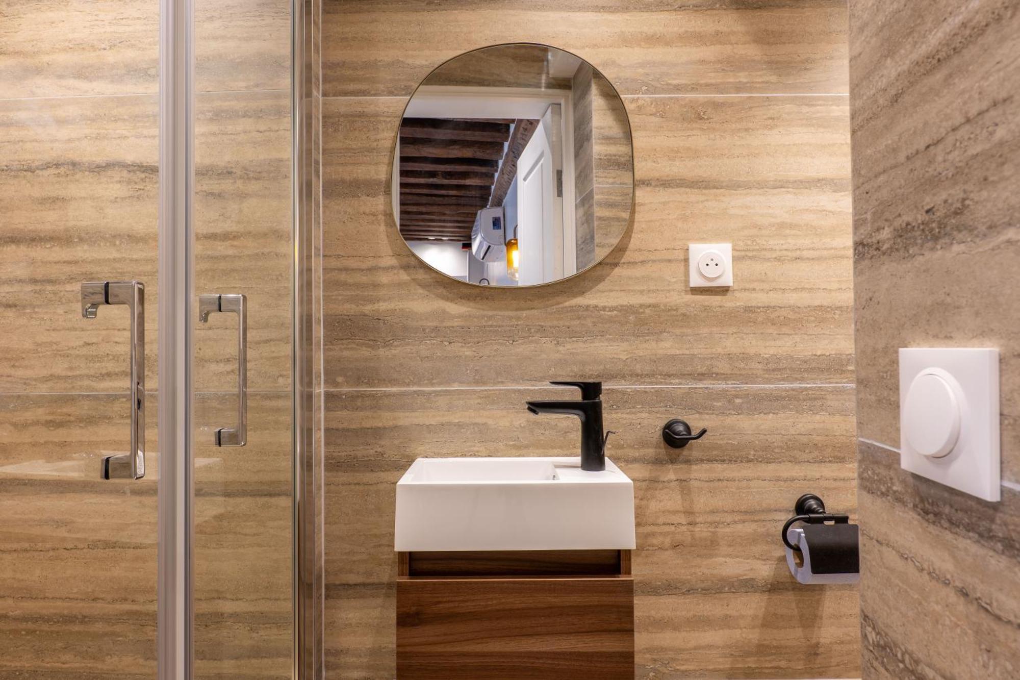 Holidaysinparis - Bourg Tibourg Екстер'єр фото